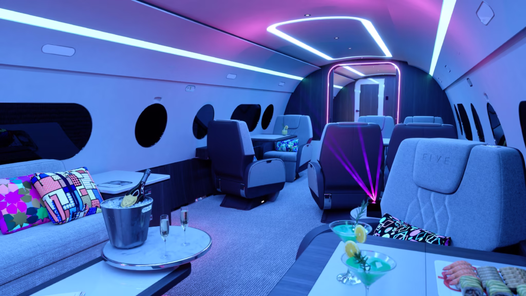 FIVE purchases the first Airbus ACJ TwoTwenty from Comlux